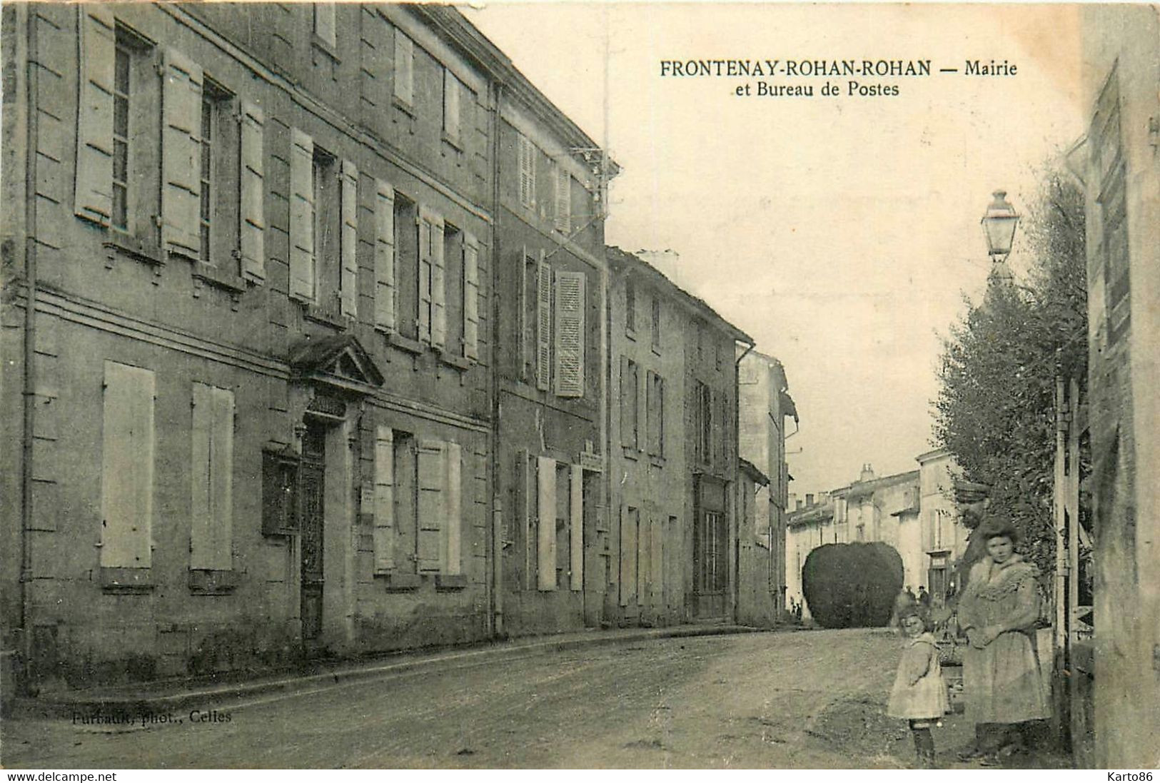 Frontenay Rohan Rohan * Rue Du Village * Mairie Et Bureau De Postes * Ptt - Frontenay-Rohan-Rohan