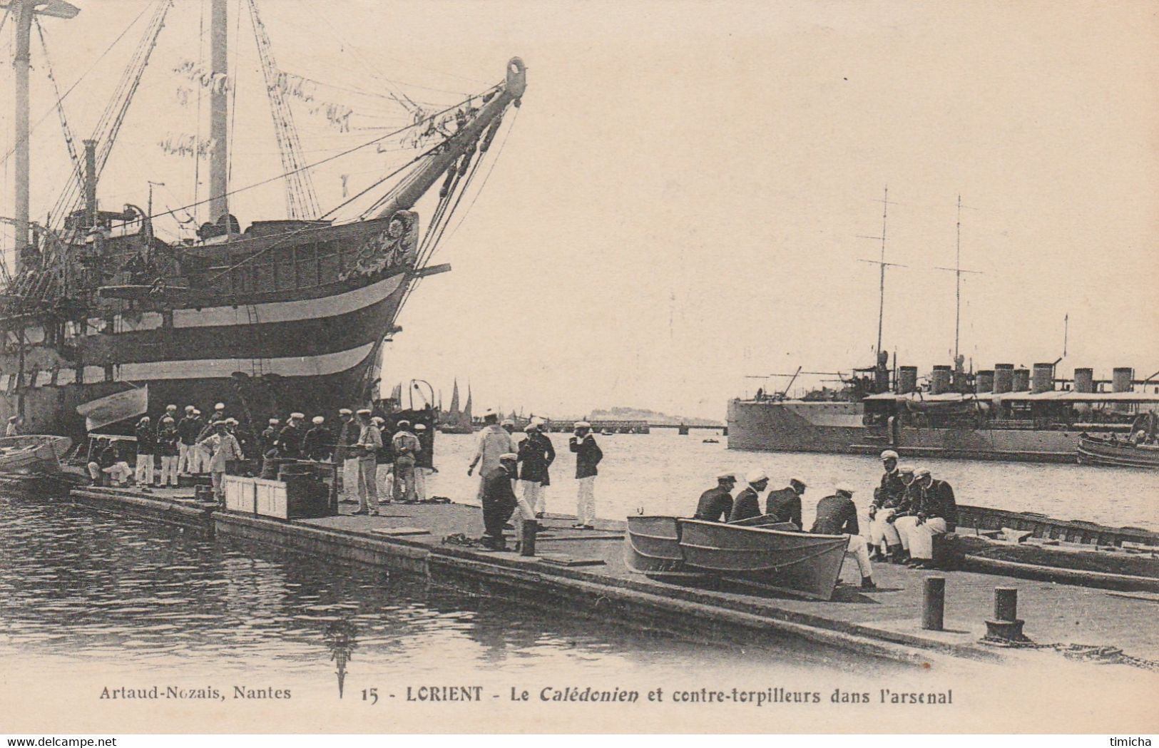 (24)   LORIENT - Le Calodonien - Lorient