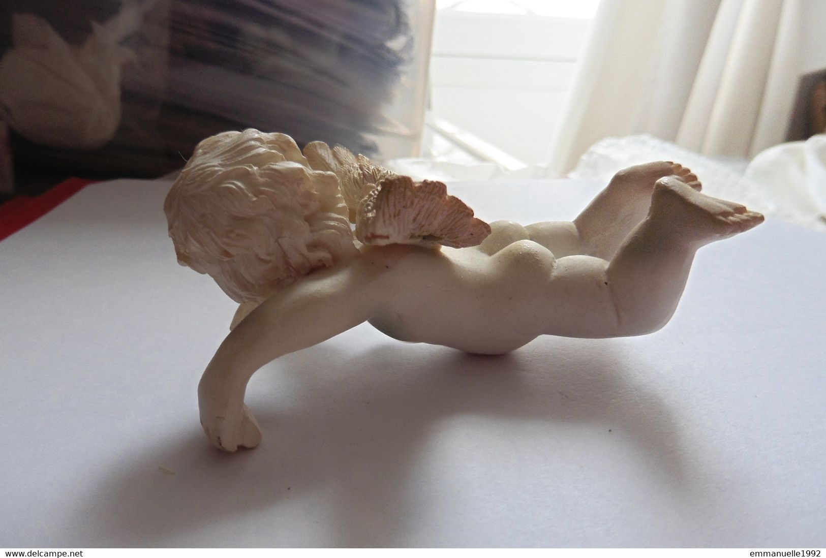 Bibelot Figurine Ange Blanc Ailé Sculpté Céramique Stuc Ou Résine Façon Plâtre - Objet Décoration Vitrine - Personnages
