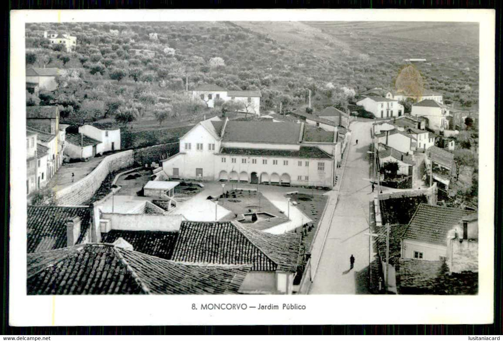 MONCORVO - Jardim Publico. ( Ed. Da A. Popular Nº 8 )  Carte Postale - Bragança