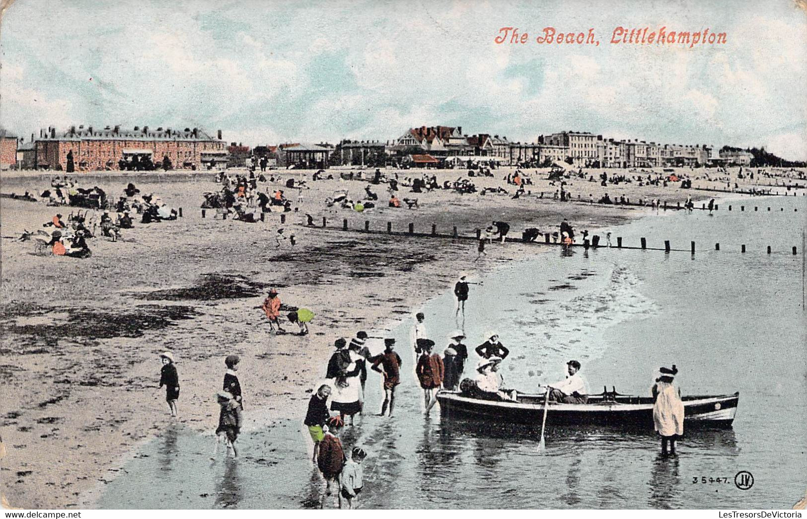 CPA - ENGLAND - LITTLEHAMPTON - The Beach - Animée - Colorisée - Boat - Bateau - Autres & Non Classés