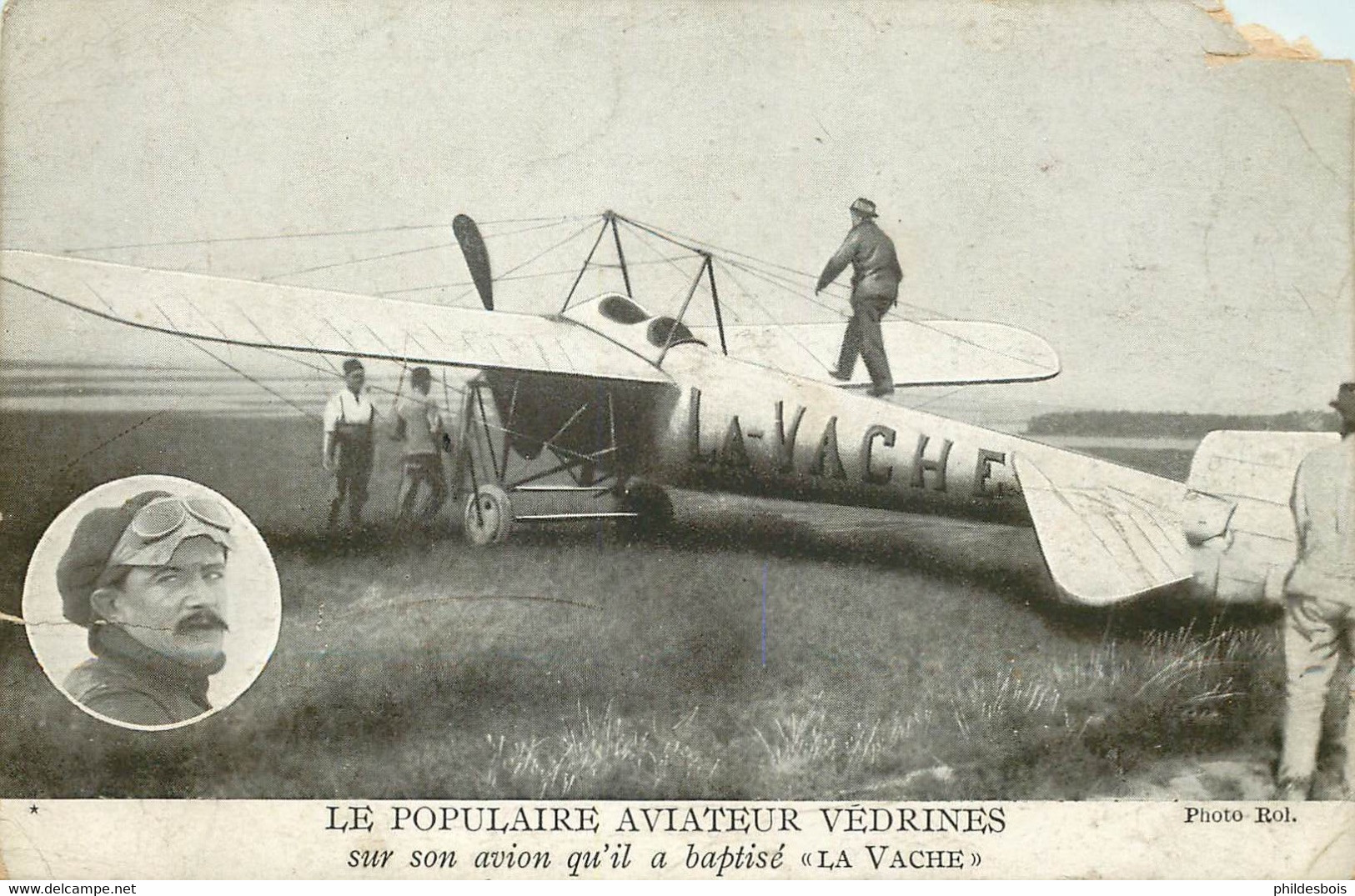 AVIATION  Le Populaire Aviateur VEDRINES Sur Son Avion " La Vache " (état Déchirure Cot Ghe) - Demonstraties