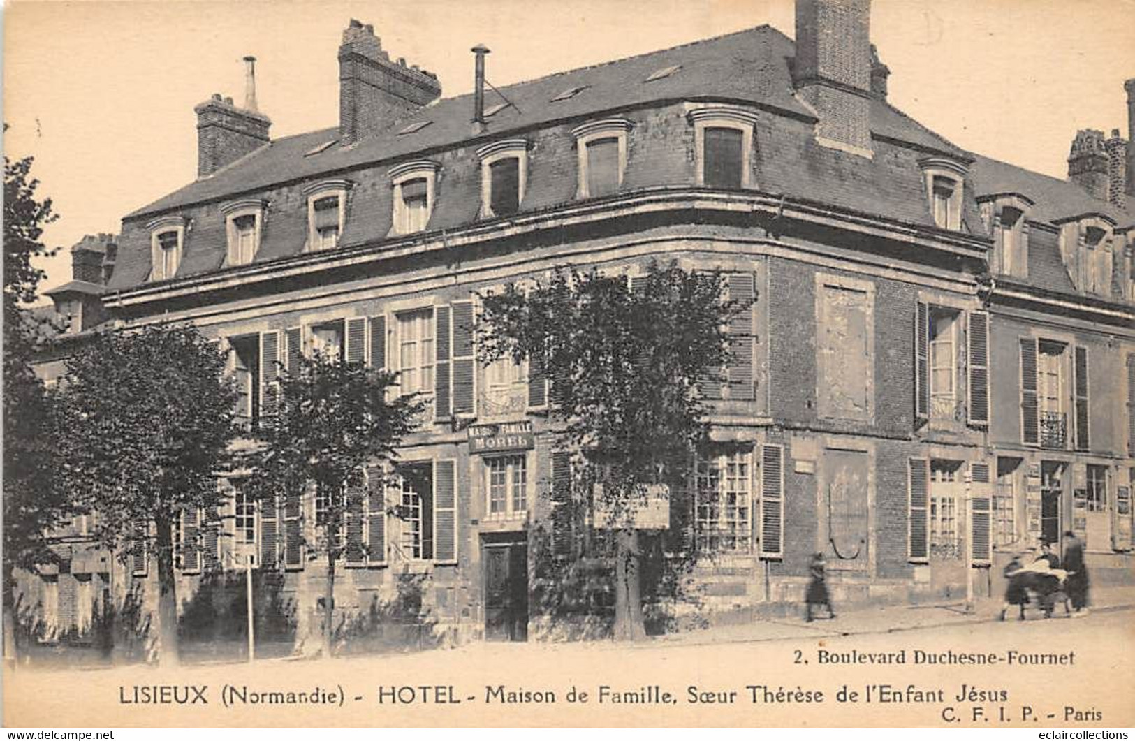 Lisieux            14        Hôtel Maison De Famille  Soeur Thérèse           (voir Scan) - Lisieux