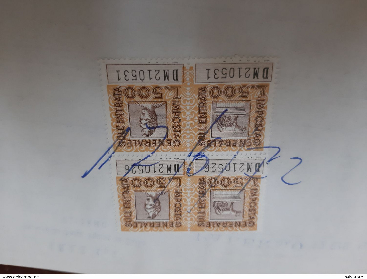 COPPIA MARCHE DA BOLLO LIRE 500 UNITE IMPOSTA GENERALE SULL'ENTRATA 1972 - Revenue Stamps