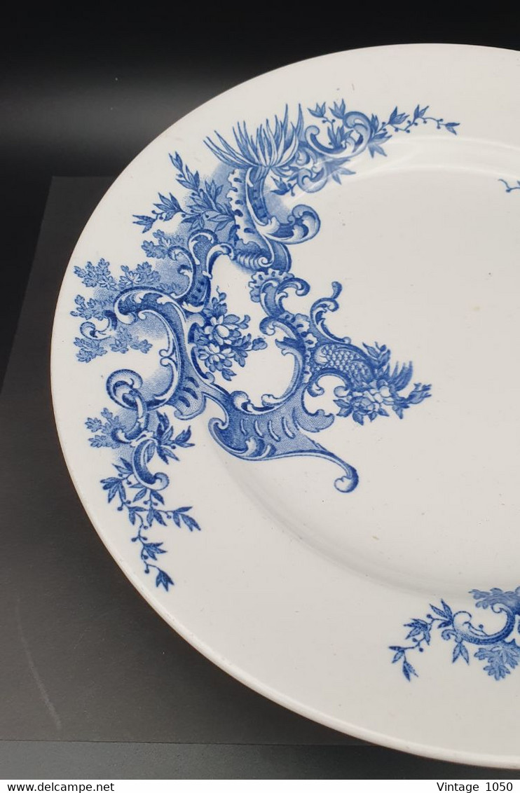 ✅Plat sur pied BFK Coll. REGENT 1894 bleu gris  Faïence Terre de fer diam22cm #bochfrereskeramis #madeinbelgium #rare