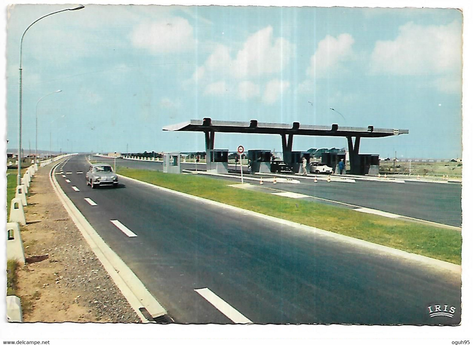 17 - ILE D'OLERON - Viaduc De Liaison Oléron - Continent  (Automobile DAUPHINE Renault) - Toerisme