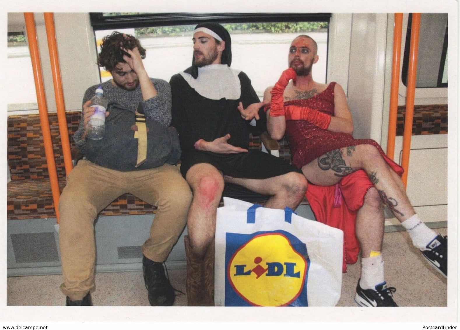 Transvestite Gay Nun In Train Lidl Shop Bag LGBT Interest Photo Postcard - Non Classés