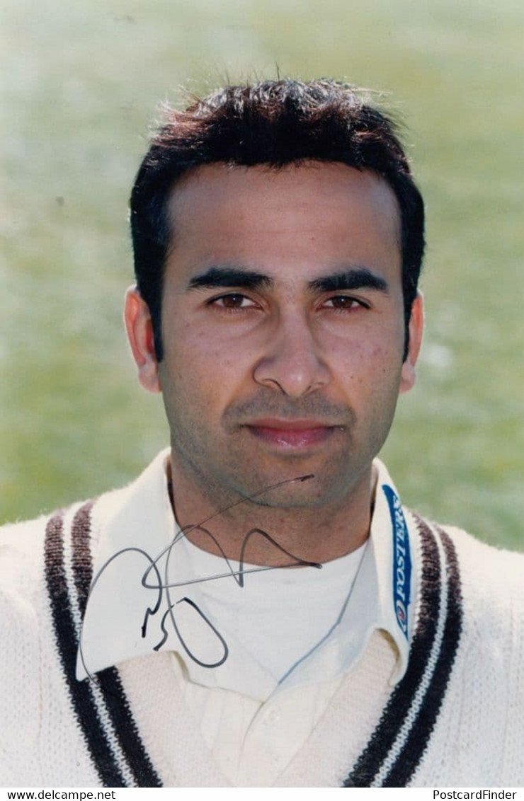 Nadeem Shahid Surrey Cricketer Cricket Hand Signed Photo - Cricket