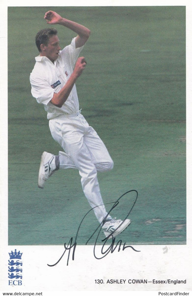 Ashley Cowan Classic Essex Club Cricket Hand Signed Photo Postcard - Cricket