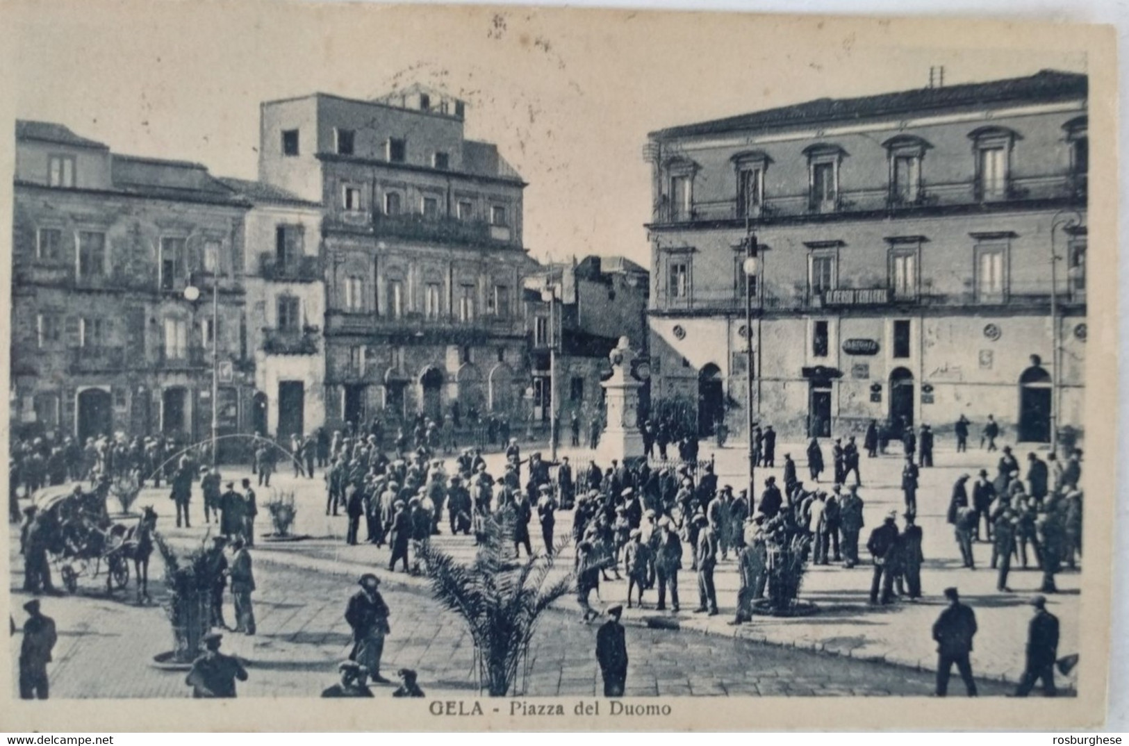 Cartoline Gela Piazza Del Duomo Caltanissetta FP VG 1934 - Gela