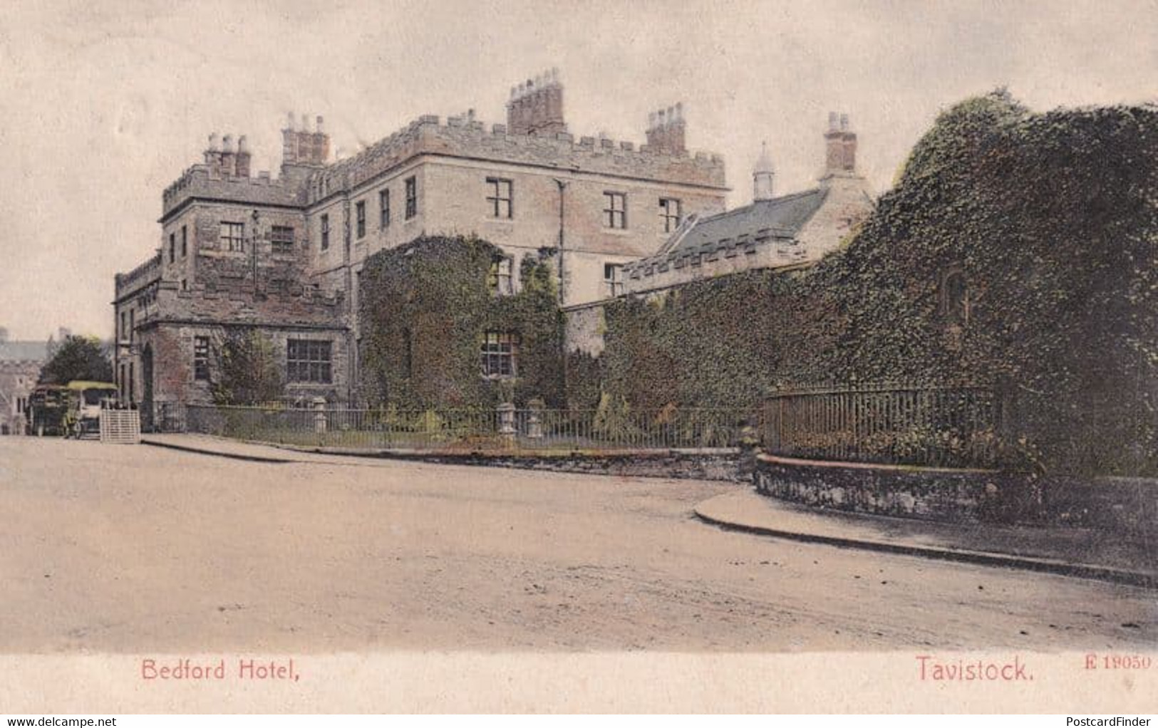 Bedford Hotel Tavistock Devon Uncle Tom Antique Postcard - Andere & Zonder Classificatie