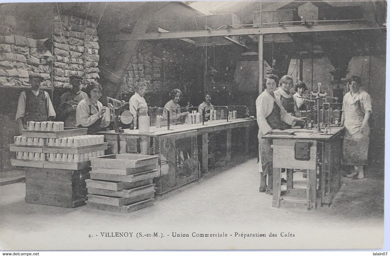 C. P. A. : 77 : VILLENOY : Union Commerciale : Préparation Du Café, Animé, RARE - Villenoy