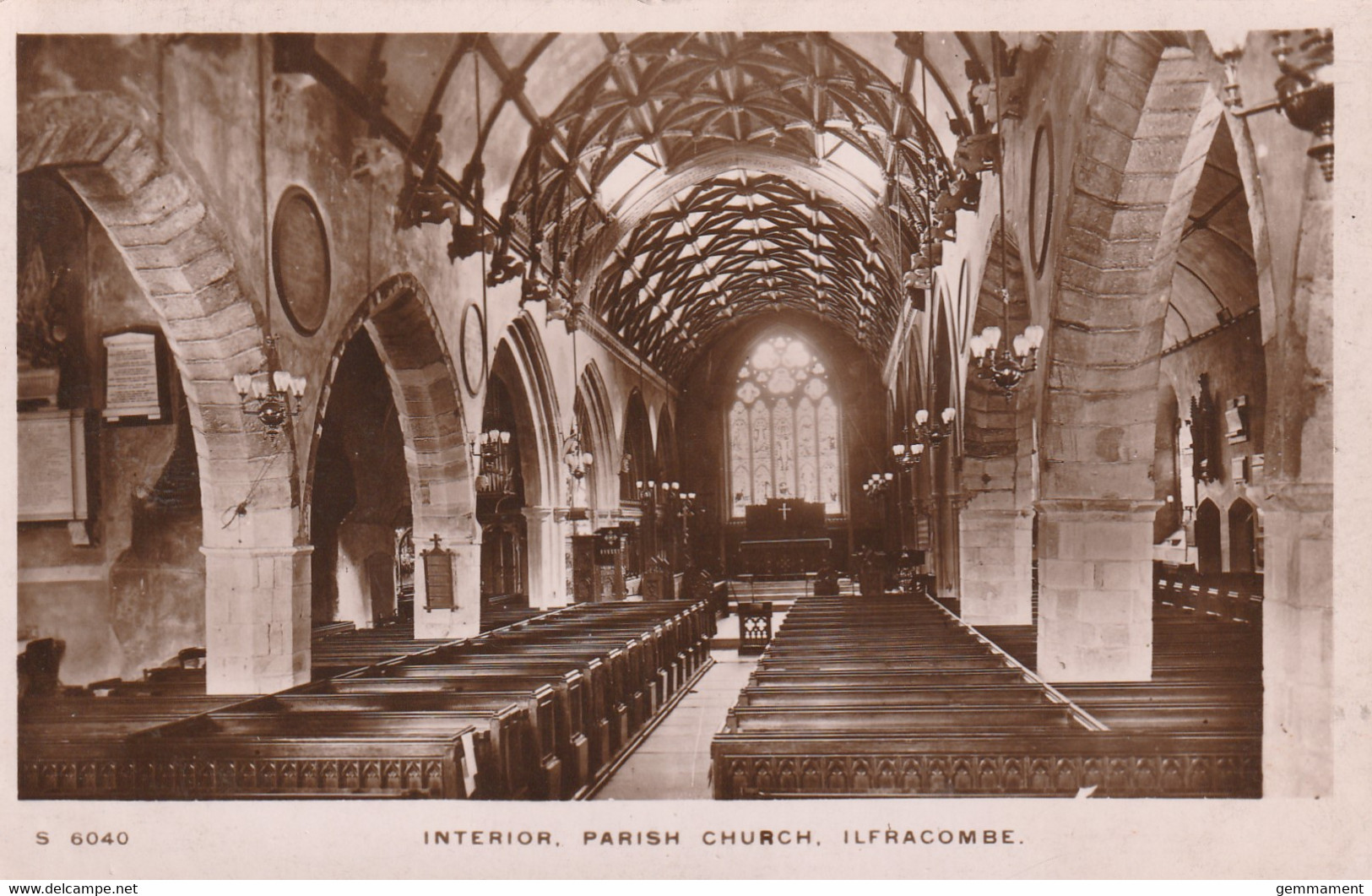 ILFRACOMBE PARISH CHURCH INTERIOR - Ilfracombe