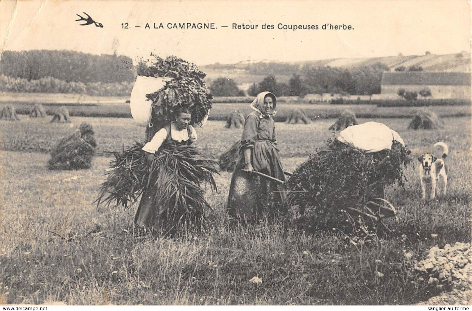 CPA 18 A LA CAMPAGNE RETOUR DES COUPEUSES D'HERBE / AGRICULTURE - Sonstige & Ohne Zuordnung