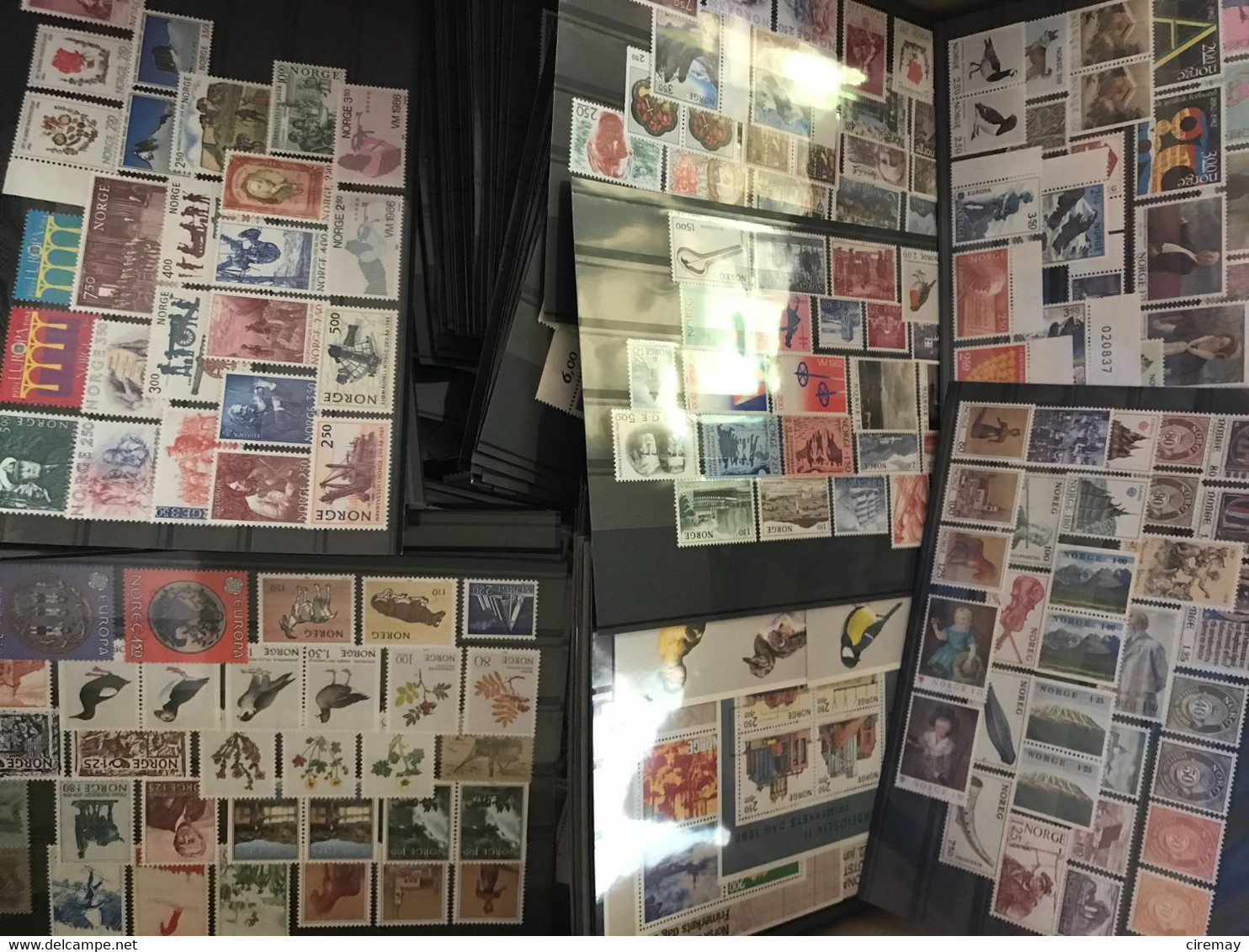 Ciremay Box 12.8 Kg - Lots & Kiloware (mixtures) - Min. 1000 Stamps