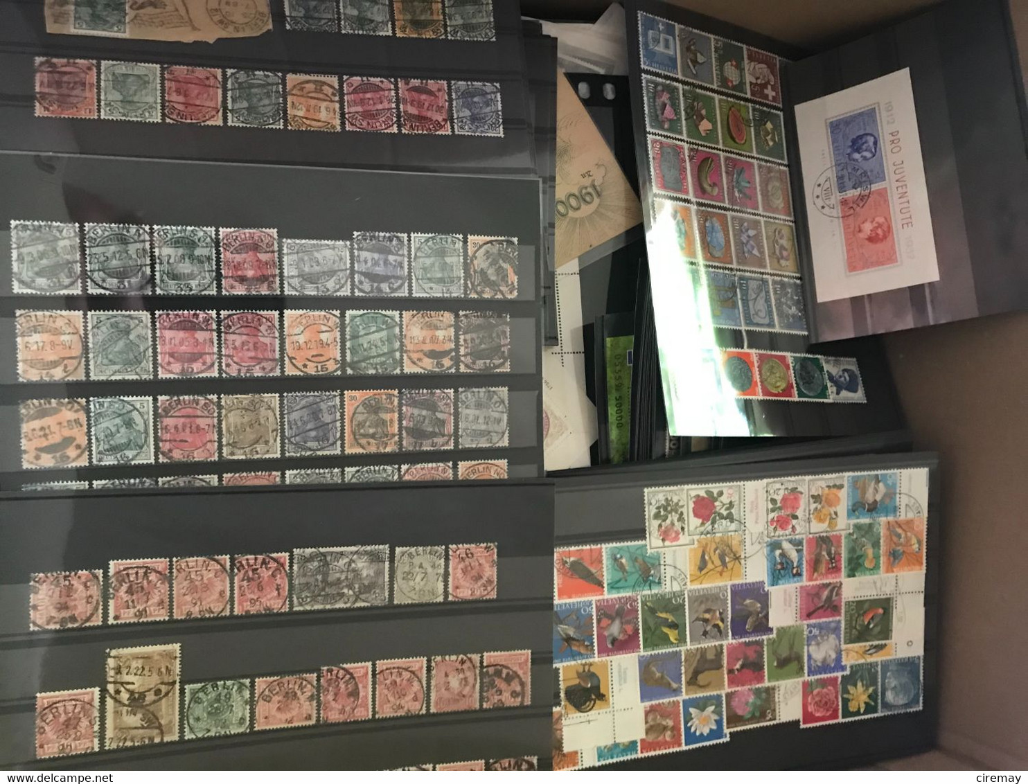 Ciremay Box 12.8 Kg - Lots & Kiloware (mixtures) - Min. 1000 Stamps