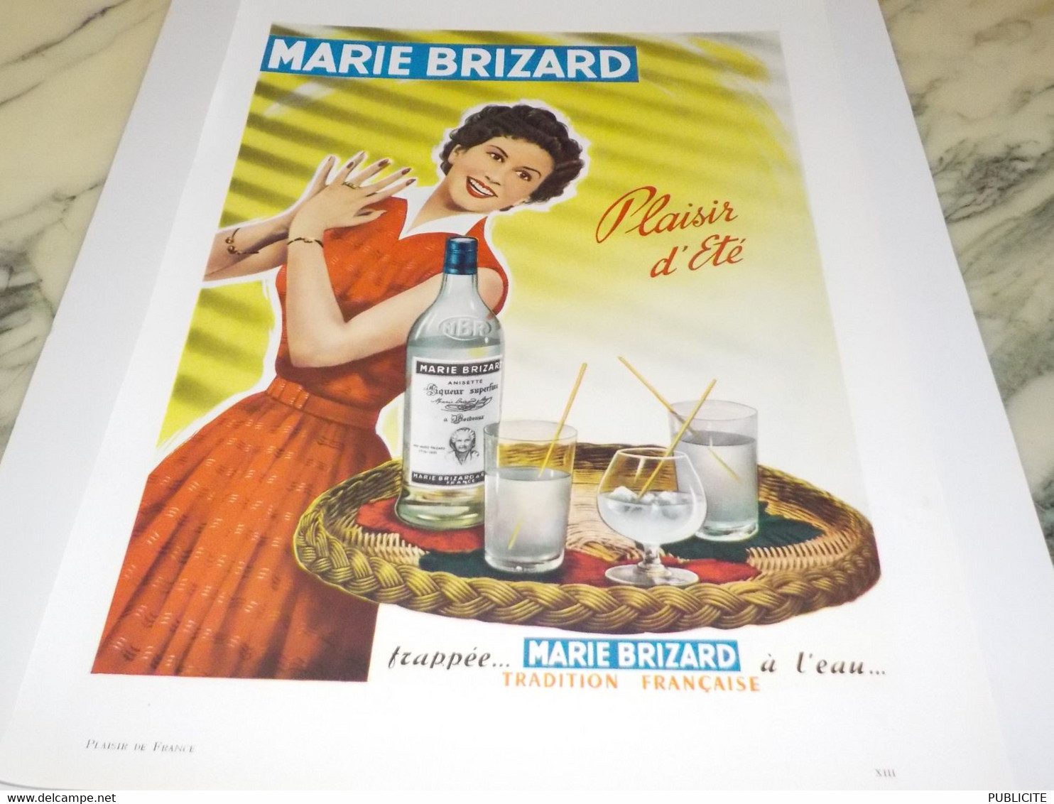 ANCIENNE PUBLICITE PLAISIR D ETE MARIE BRIZARD A L EAU  1954 - Alcools