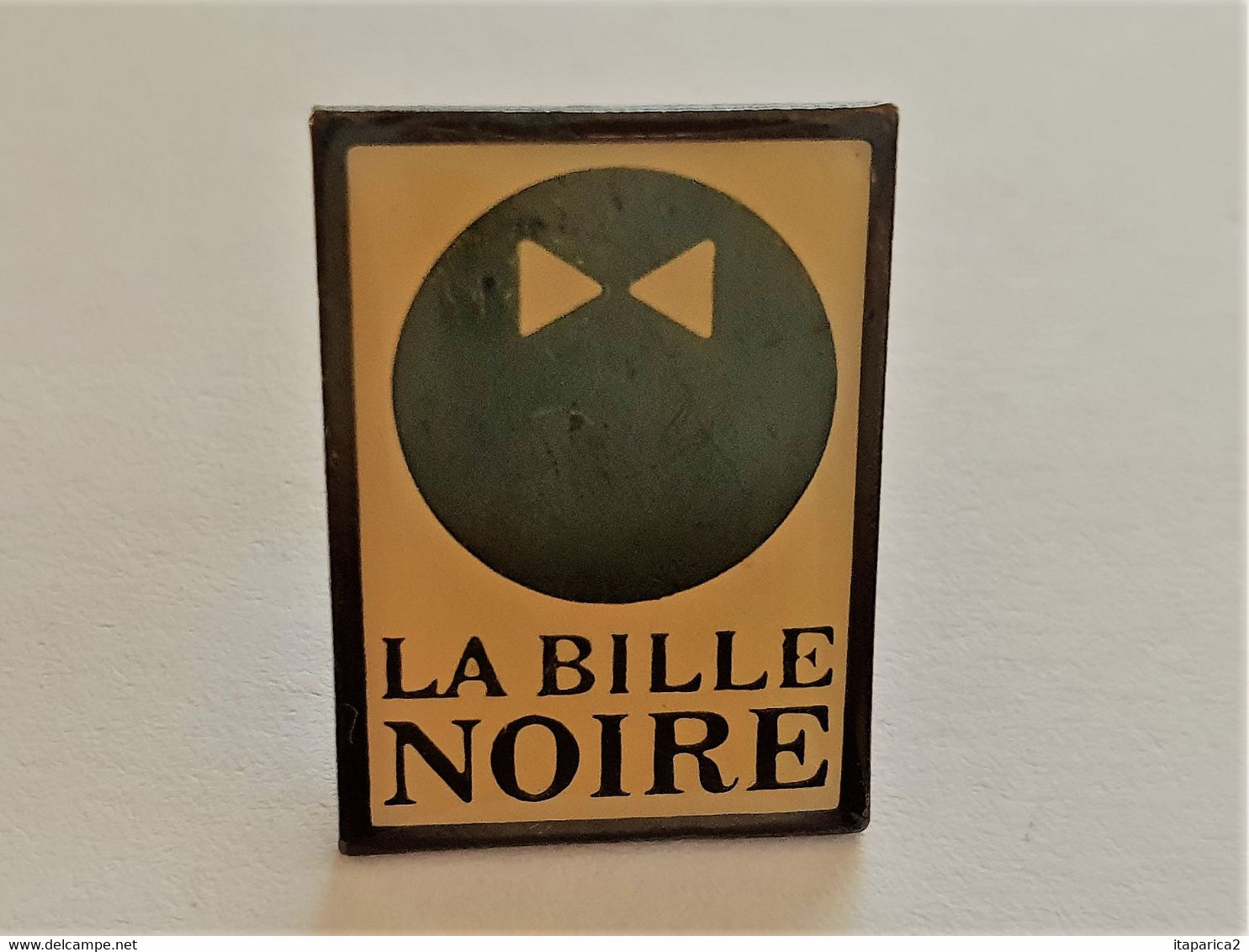 PINS BILLARD LA BILLE NOIRE   / 33NAT - Biliardo