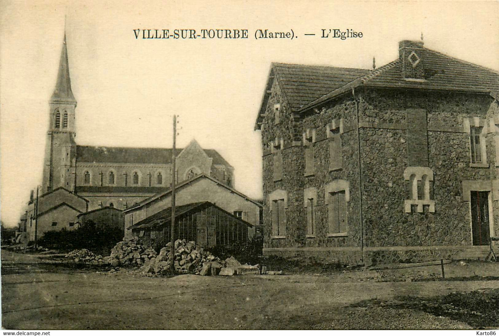 Ville Sur Tourbe * Rue Et église Du Village - Ville-sur-Tourbe