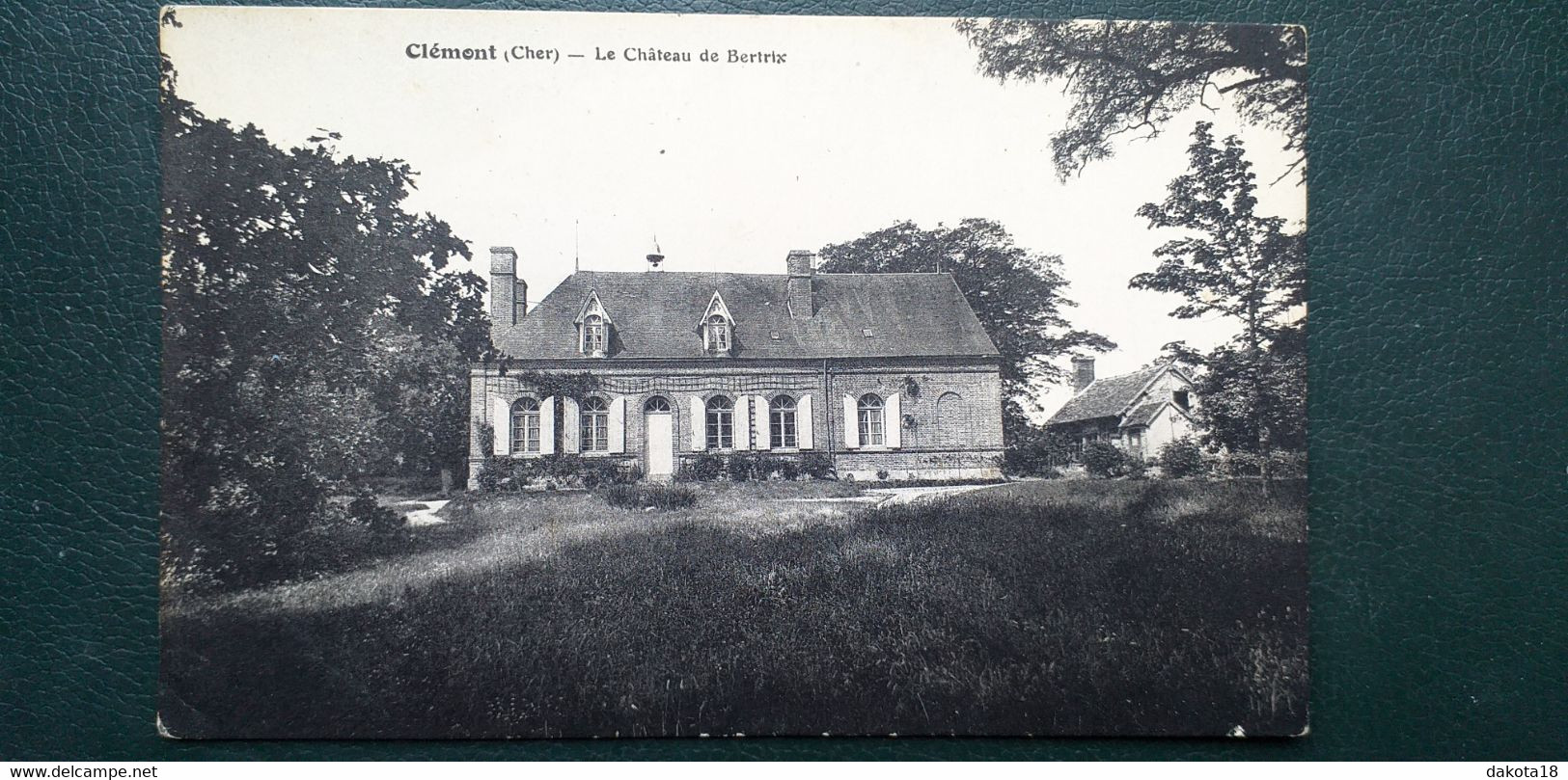 18 , Clémont ,le Château De Bertrix , Vue Générale - Clémont