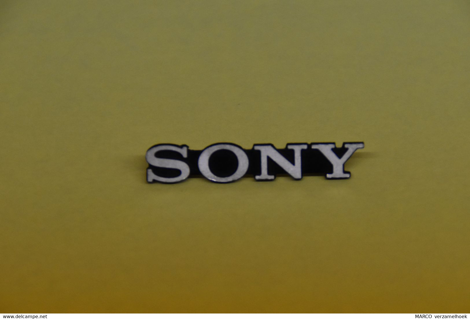 Radio/TV Embleem: SONY - Onderdelen