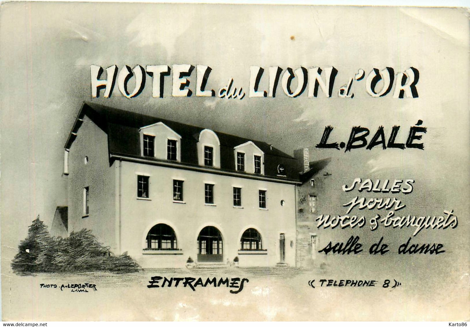 Entrammes * Carte Photo * Hôtel Du Lion D'Or L. BALE Tel.8 Salle De Danse Noces Et Banquets - Entrammes