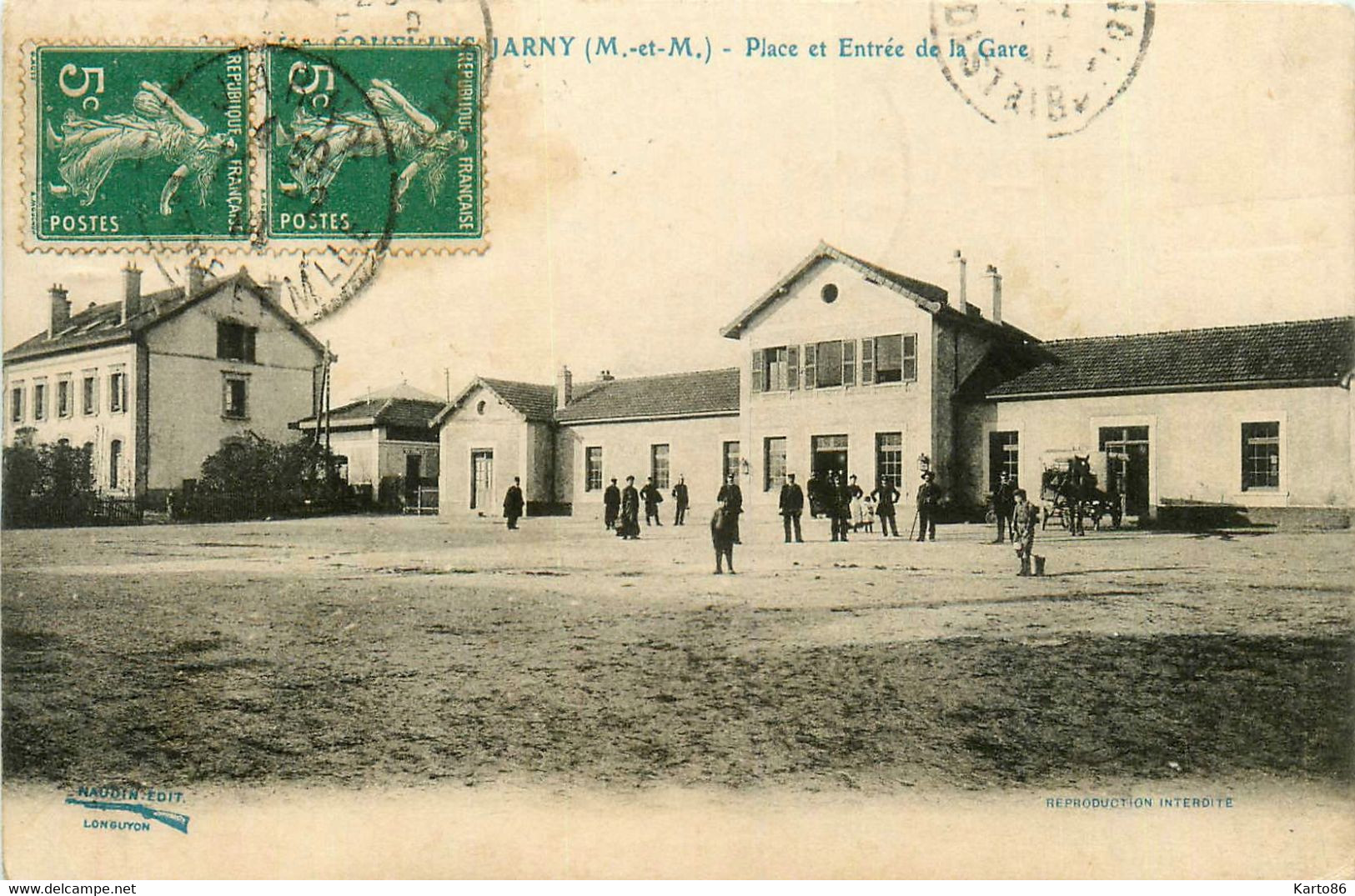Jarny * Place Et Entrée De La Gare * Ligne Chemin De Fer Meurthe Et Moselle - Jarny