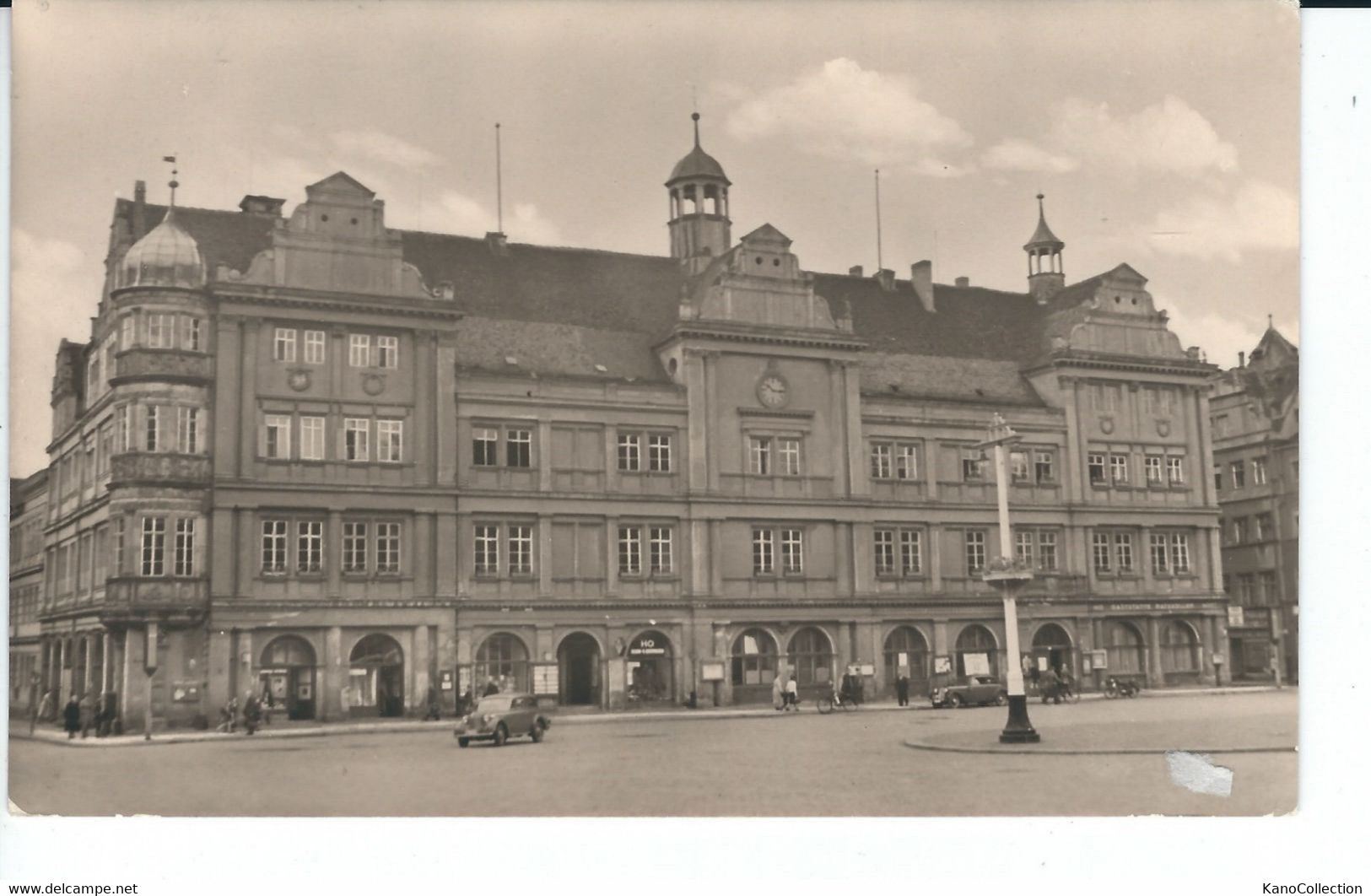 Torgau, Marktplatz Mit Rathaus, Gelaufen DDR 1959, Rechts Unten Leicht Schadhaft - Torgau