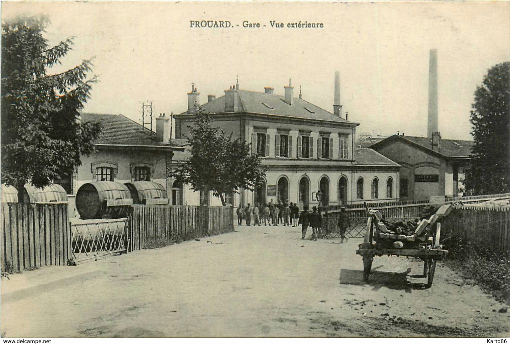 Frouard * La Gare , Vue Extérieure * Cachet Service Militaire * Ligne Chemin De Fer Meurthe Et Moselle - Frouard