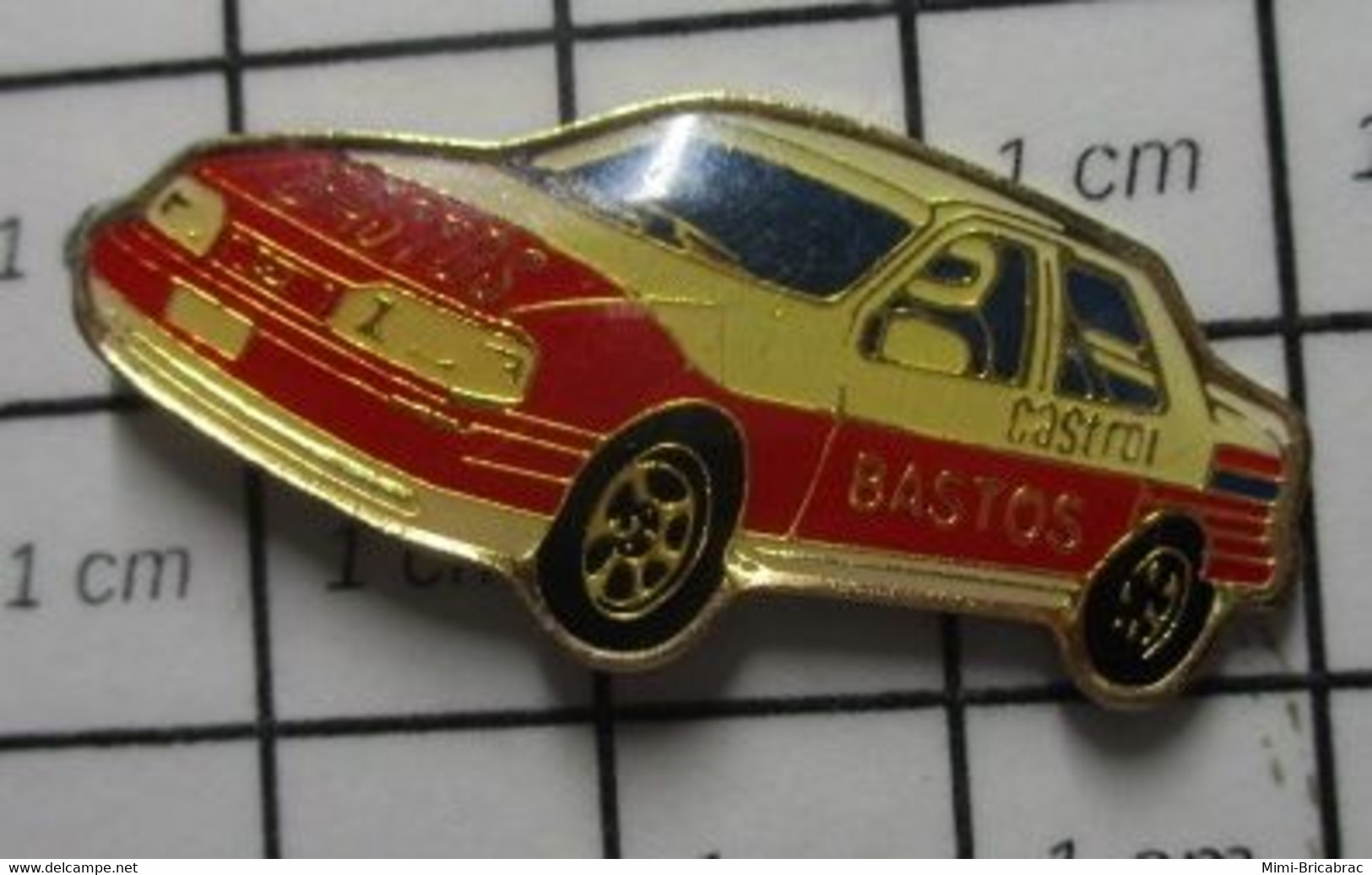 1515a Pin's Pins / Beau Et Rare / THEME : AUTOMOBILES / RALLYE VOITURE JAP' CASTROL BASTOS Pas Michel - Rallye