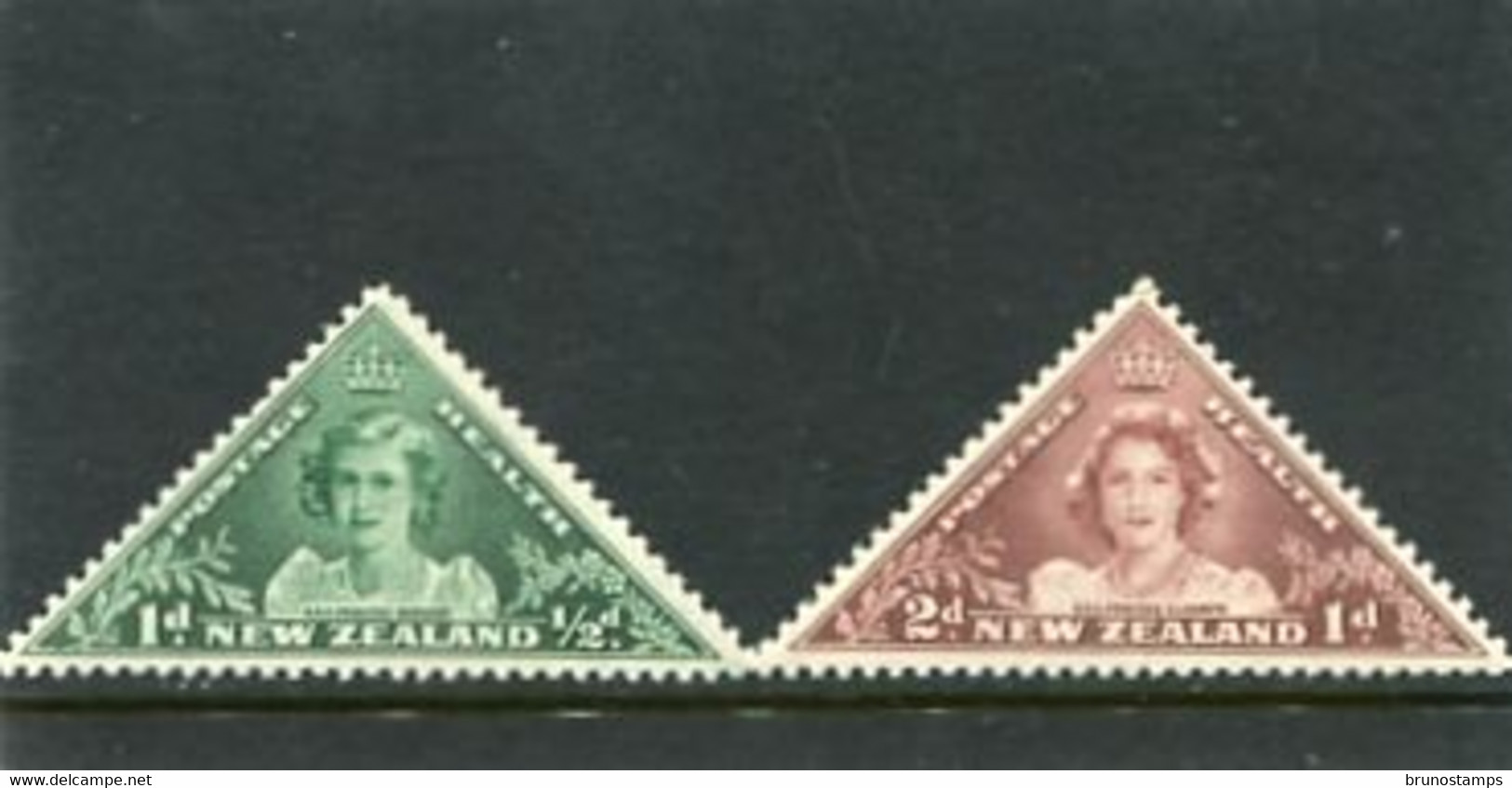 NEW ZEALAND - 1943  HEALTH STAMPS  SET  MINT NH - Unused Stamps