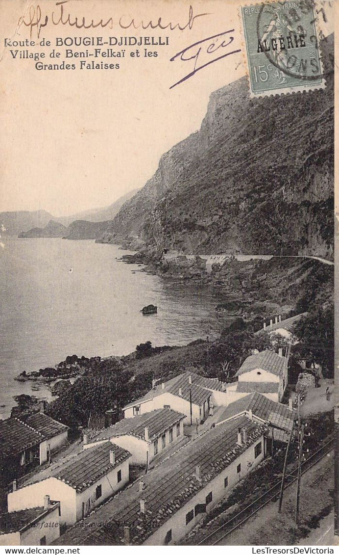 CPA - ALGERIE - Route De BOUGIE - DJIDJELLI - Village De Beni Felkaï Et Grandes Falaises - Par FAITA A. Caravano Edit. - Bejaia (Bougie)