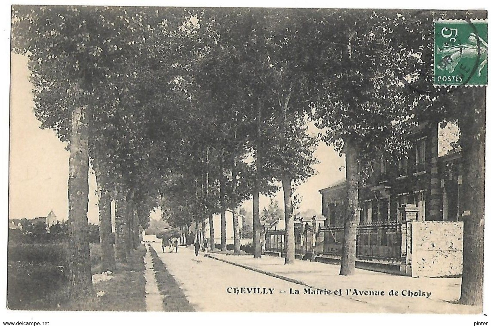 CHEVILLY - La Mairie Et L'avenue De Choisy - Chevilly Larue