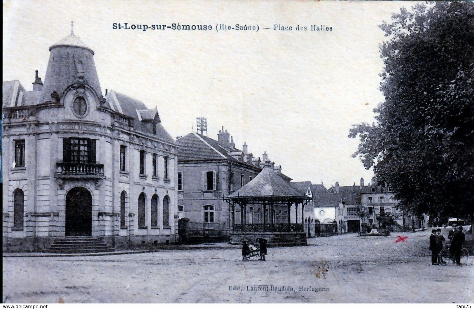 SAINT LOUP SUR SEMOUSE PLACE DES HALLES - Saint-Loup-sur-Semouse