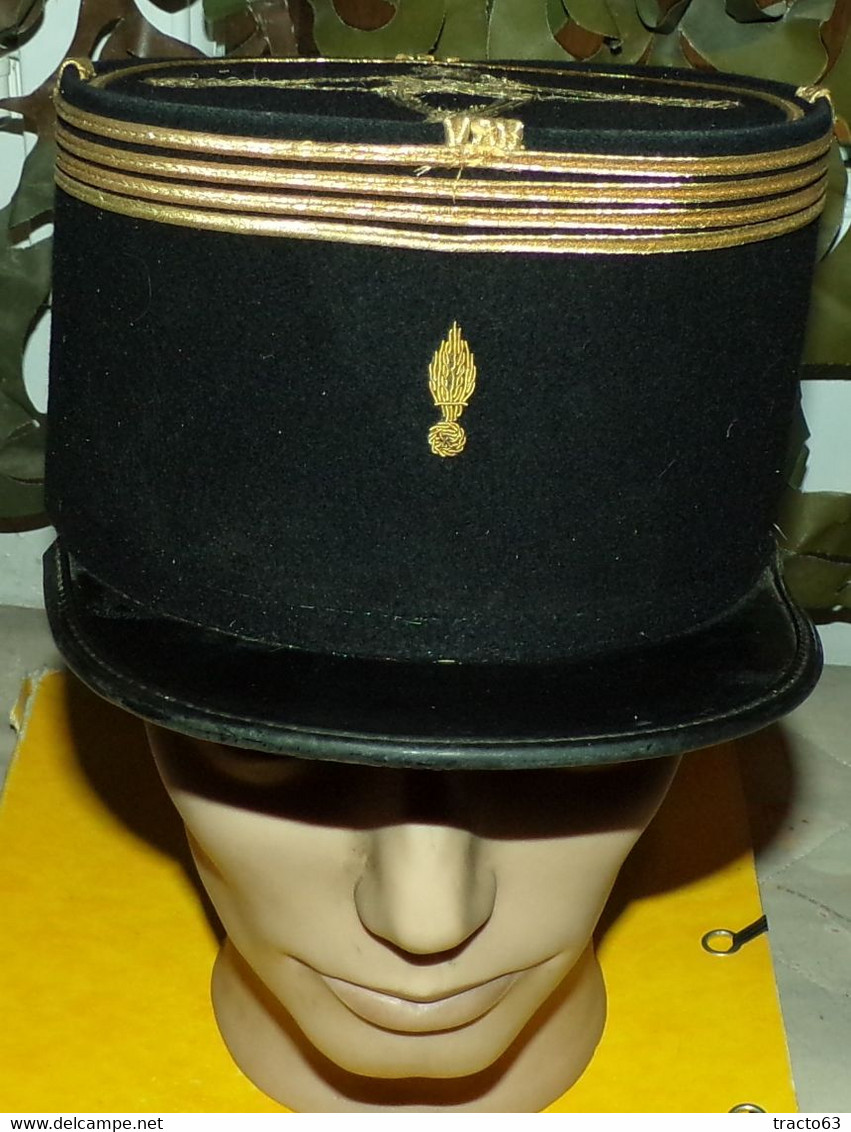 GENIE : KEPI  D'OFFICIER AU GRADE DE COMMANDANT DE L'ARME DU GENIE DE L'ARMEE FRANCAISE   FRANCAISE  , OBSOLETE POUR COL - Casques & Coiffures