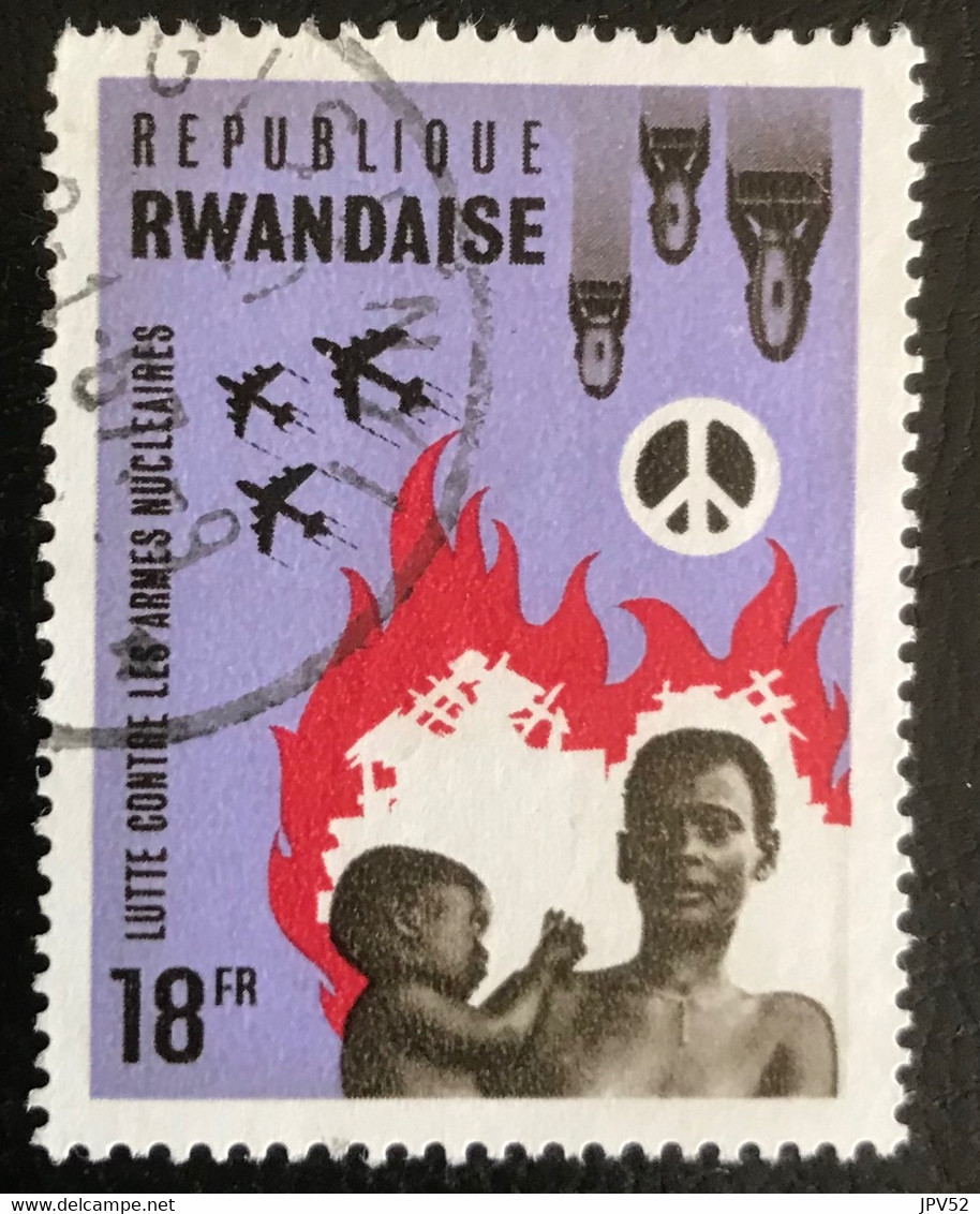 République Rwandaise - C10/50 - (°)used - 1966 - Michel 182A - Strijd Tegen Kernwapens - Oblitérés