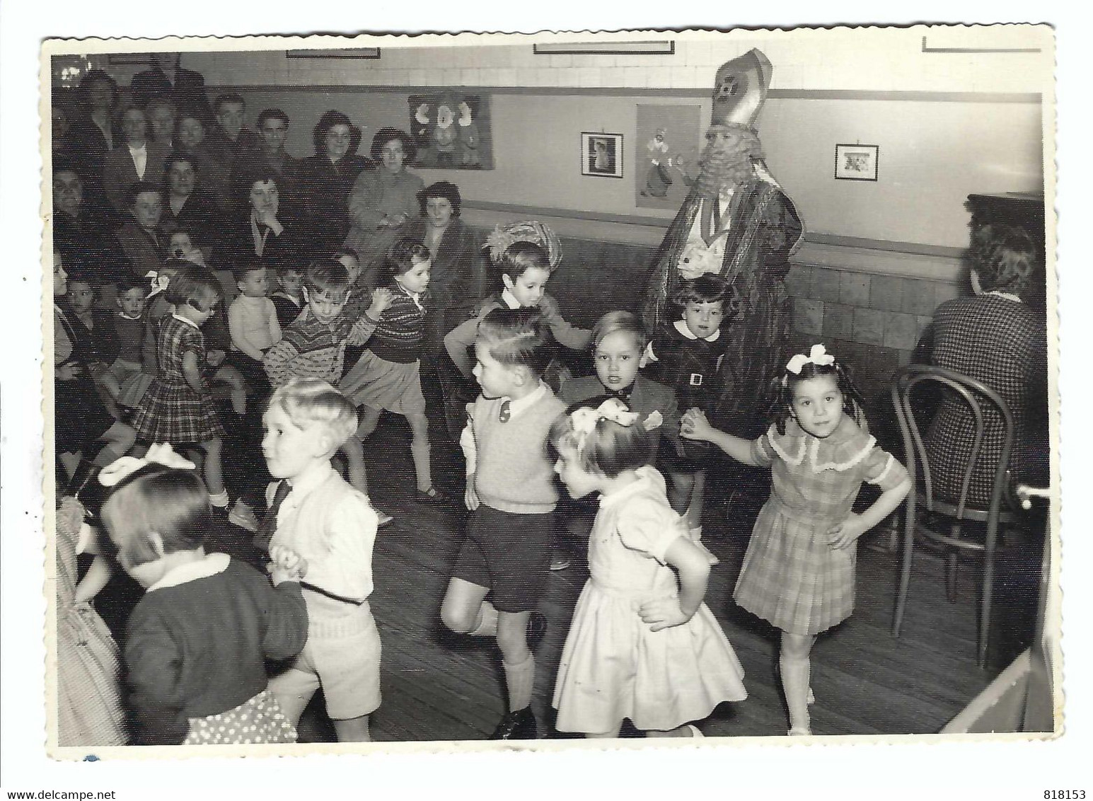 Antwerpen  Oude Klasfoto Met Bezoek Sinterklaas School Louisastraat Foto 18 X 13 Cm - Antwerpen