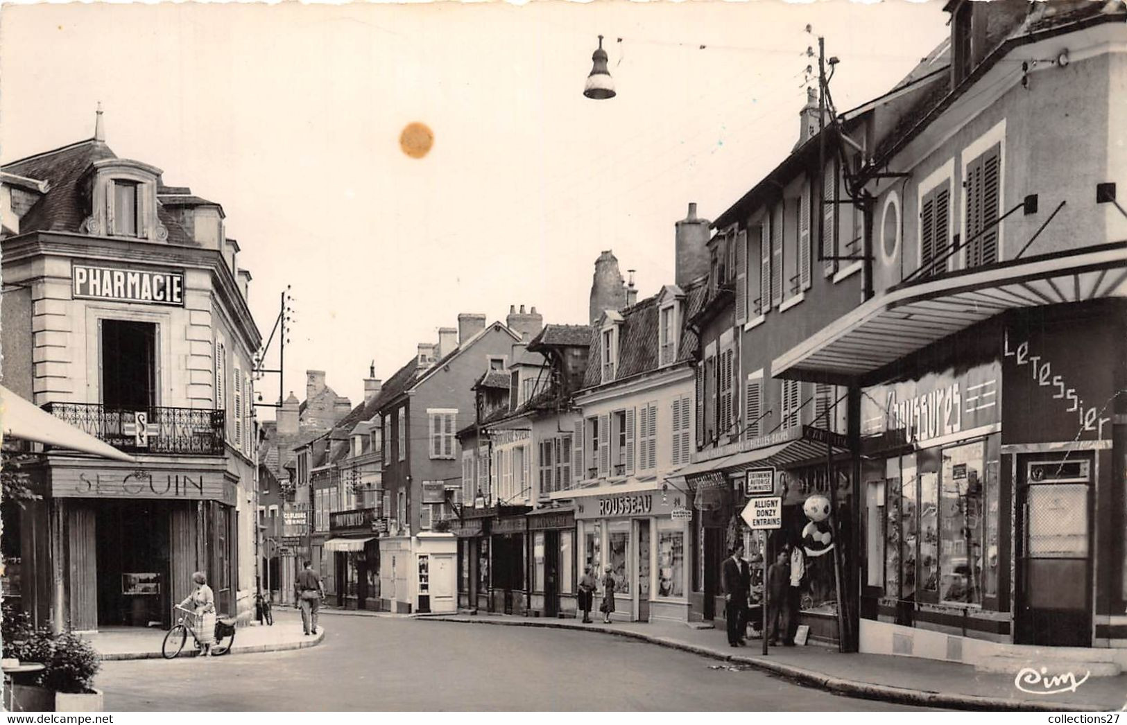 58-COSNE- RUE DU COMMERCE - Cosne Cours Sur Loire