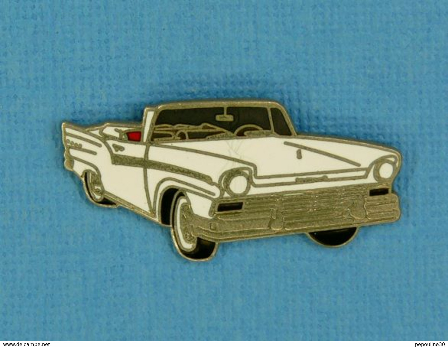 1 PIN'S //  ** CHEVROLET CHEVY BEL AIR CONVERTIBLE ** - Corvette