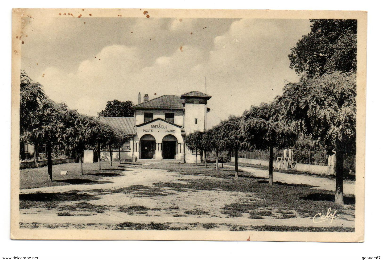 BRESSOLS (82) - PLACE DE LA MAIRIE - Bressols