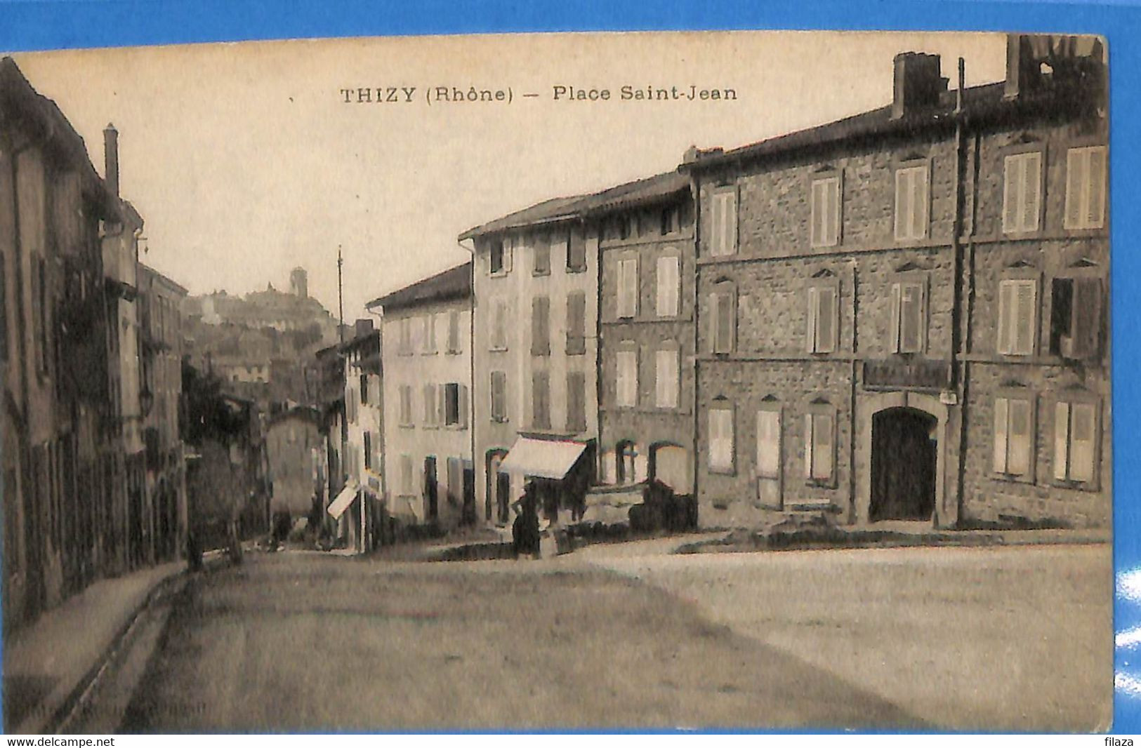 69 - Rhône - Thizy - Place Saint Jean (N9299) - Thizy
