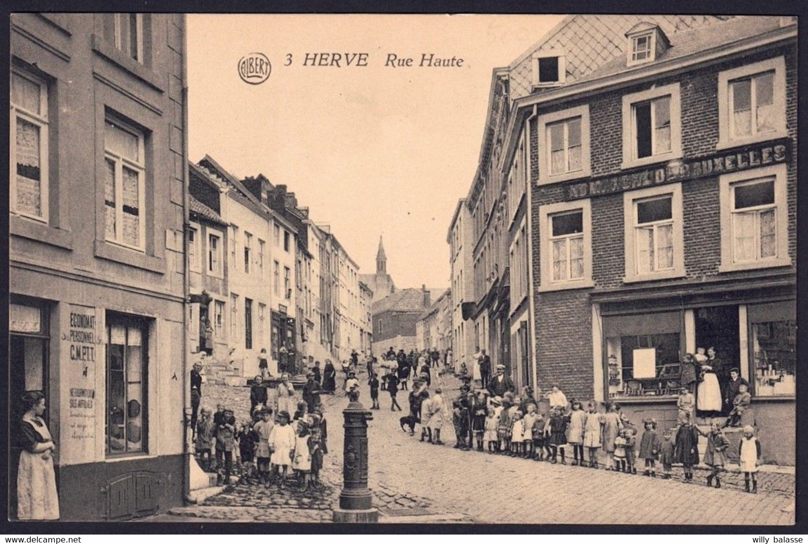 +++ CPA - HERVE - Rue Haute - Carte Animée  // - Herve