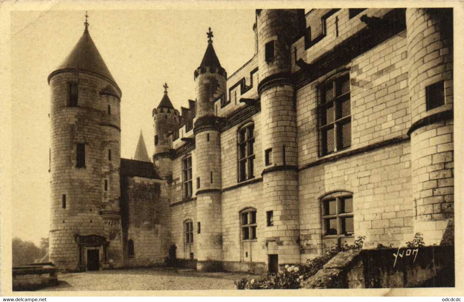 DESTOCKAGE  BON LOT 100 CPA  CHATEAUX FRANCE Toutes scannées