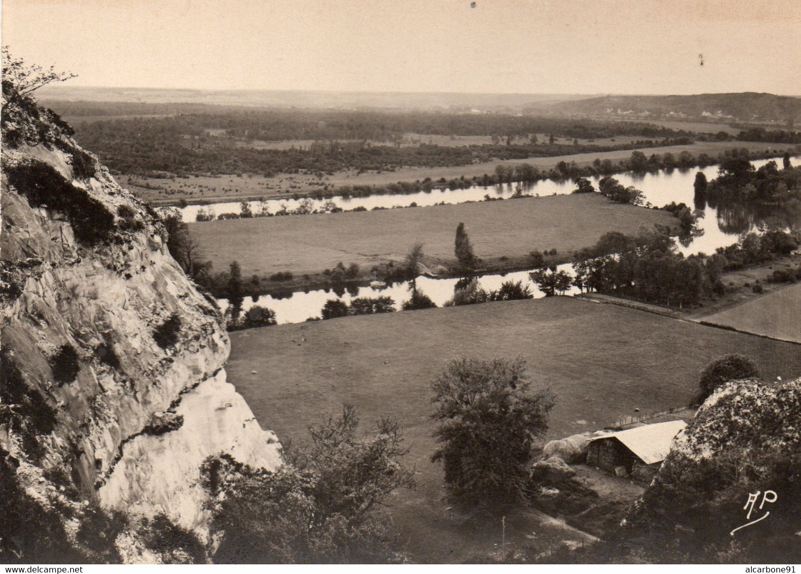 HAUTE ISLE - Ile Des Corbeaux Et Forêt De Moisson - Haute-Isle