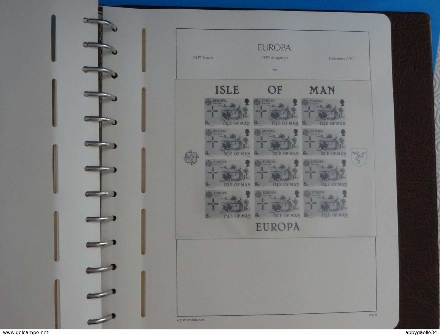 35 Feuillets neufs ** EUROPA CEPT de 1980 à 1982 + Reliure LEUCHTTURM + boitier en bon état général A COMPLETER