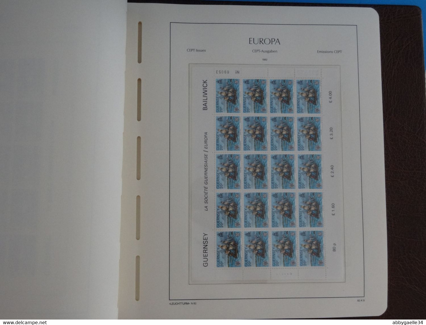 35 Feuillets neufs ** EUROPA CEPT de 1980 à 1982 + Reliure LEUCHTTURM + boitier en bon état général A COMPLETER