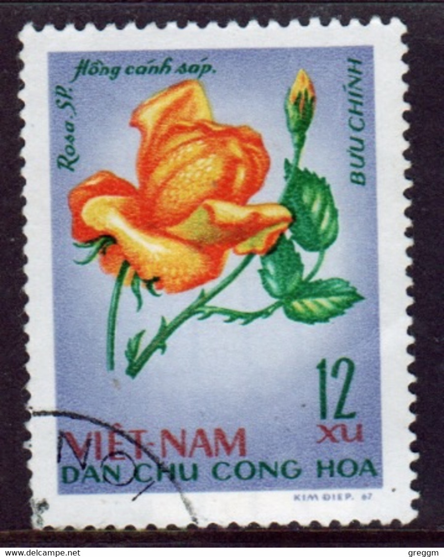 Vietnam 1968 Single 12x Stamp Showing Roses In Fine Used Condition. - Vietnam