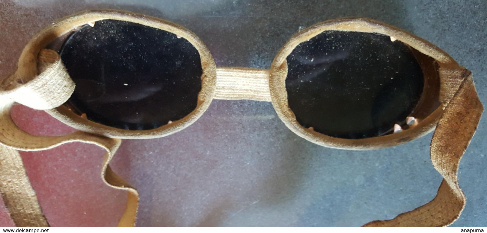 Lunettes De Glacier Années 50. Utilisées En Terre Adélie 1957. 2eme Expédition AGI - Otros & Sin Clasificación