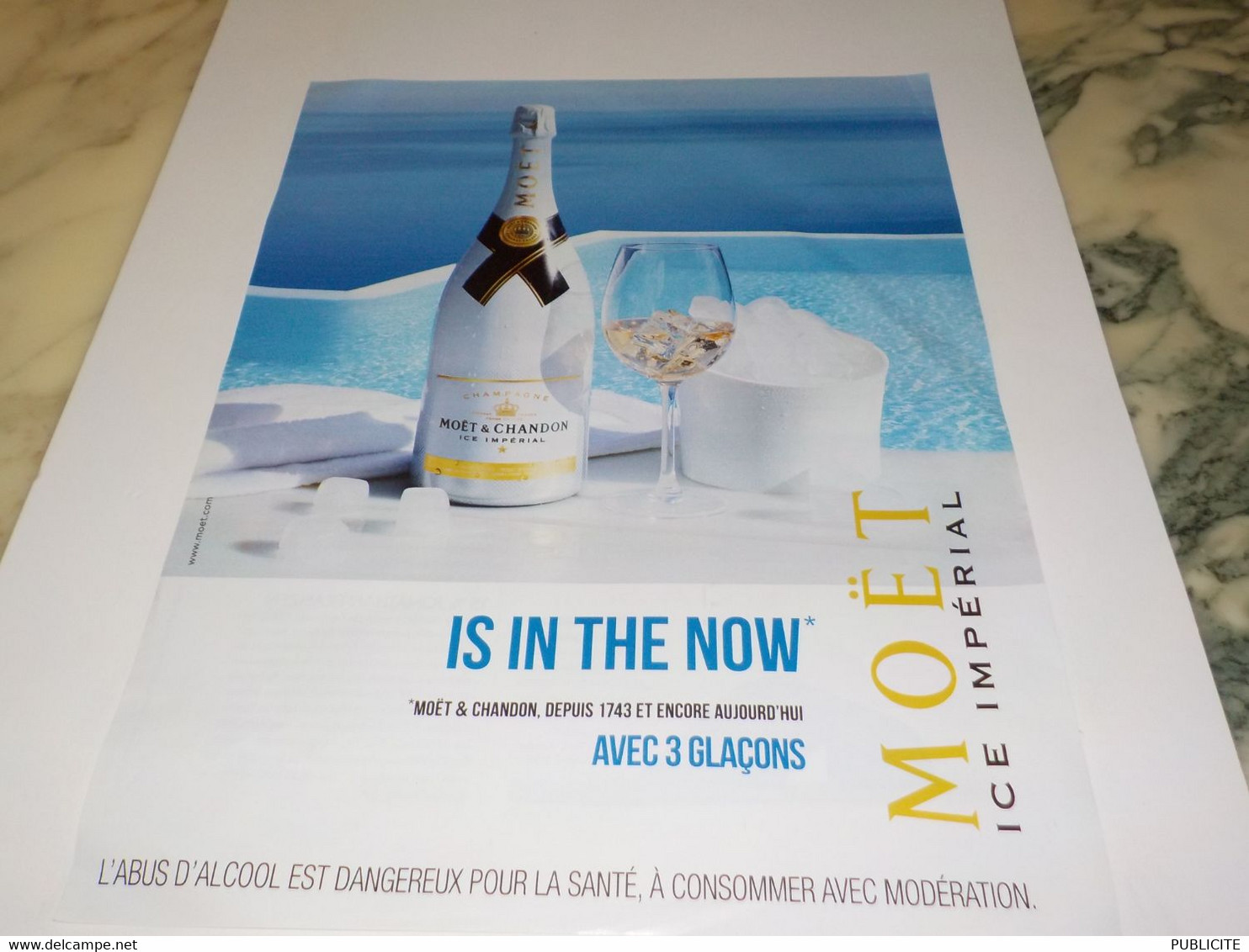 ANCIENNE PUBLICITE IS IN THE NOW CHAMPAGNE ICE IMPERIAL  MOET 2015 - Alcools