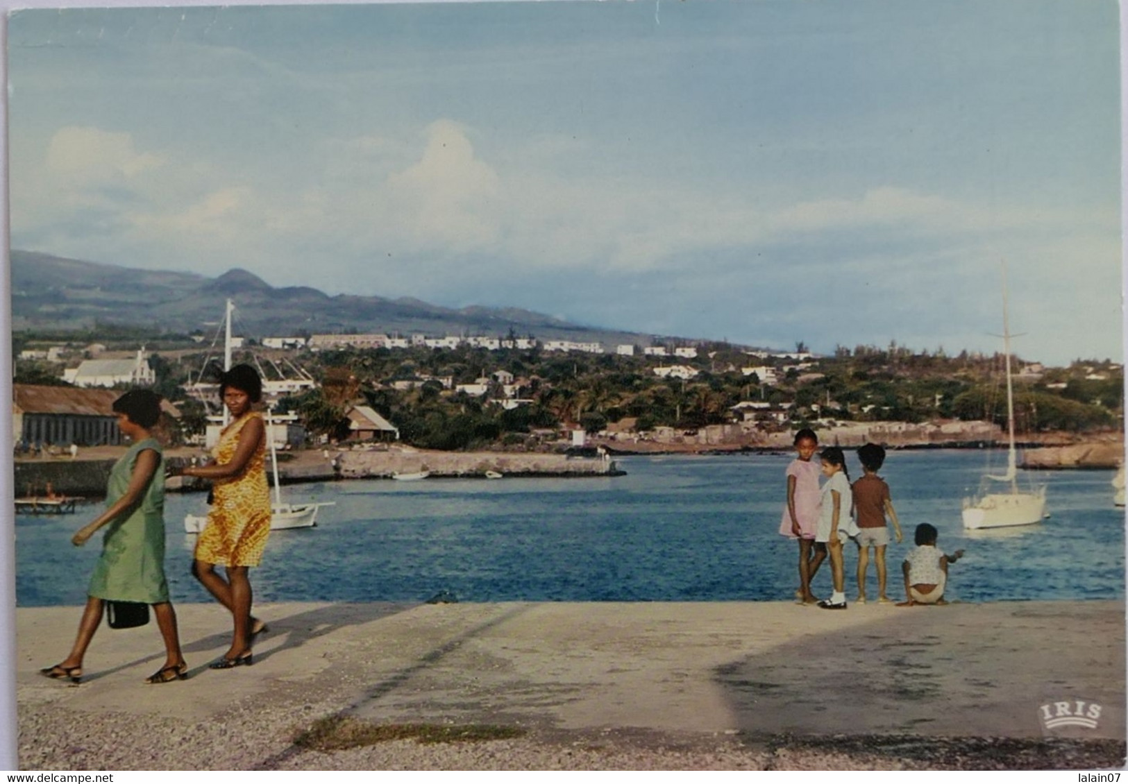 Carte Postale : Ile De La Réunion : SAINT-PIERRE : Vue Sur Le Port, Animé, En 1973 - Saint Pierre